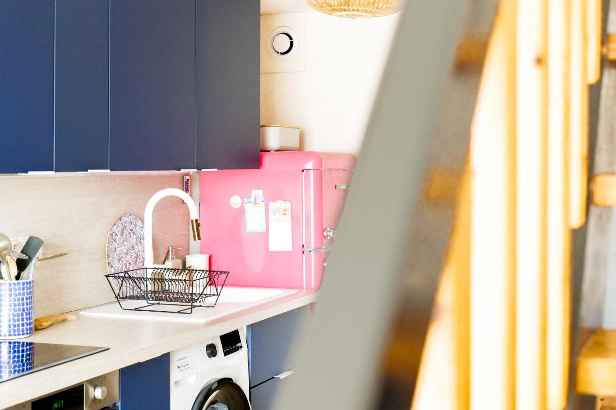 Appartement Renove Avec Gout Et Idealement Situe A Deux Pas Du Remblai 莱萨布勒-多洛讷 外观 照片
