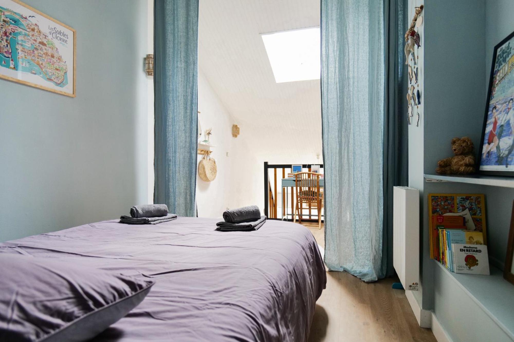 Appartement Renove Avec Gout Et Idealement Situe A Deux Pas Du Remblai 莱萨布勒-多洛讷 外观 照片